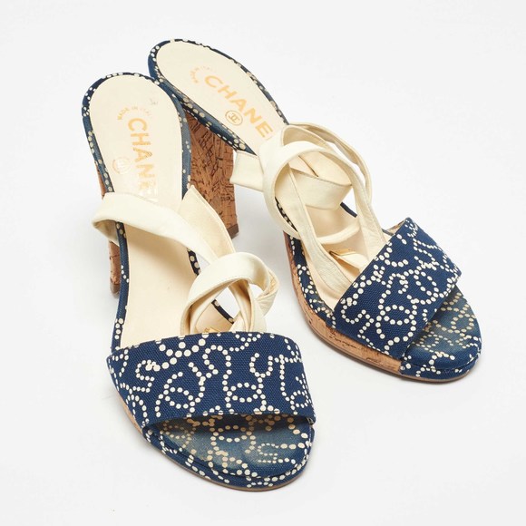 Chanel Navy Blue/White Denim Ankle Wrap Sandals Size 40 - Picture 3 of 8